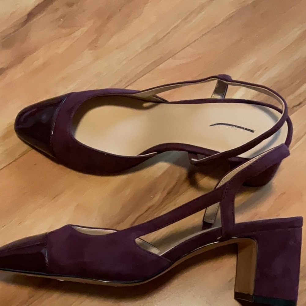 Ann Taylor suede cap toe sling back block heels - Picture 7 of 8